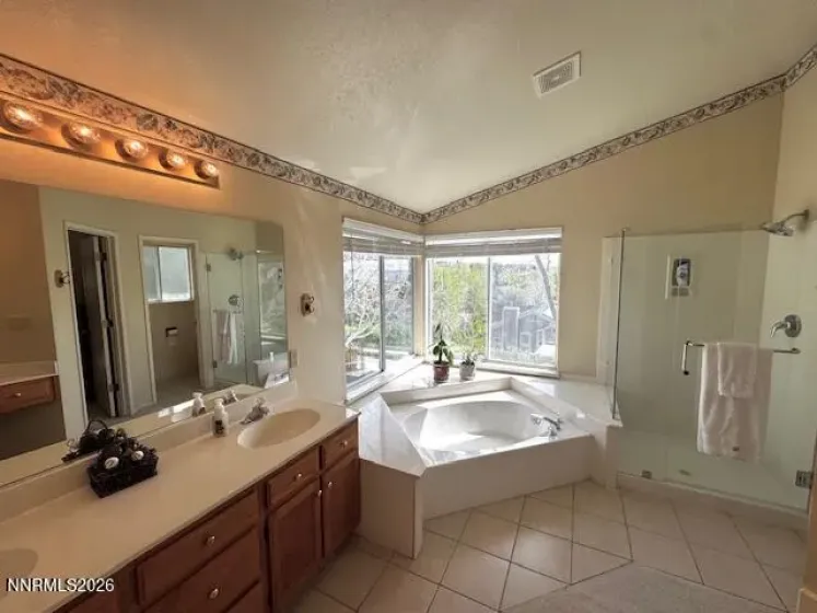 2240 Springdale, Reno, Nevada 89523, 5 Bedrooms Bedrooms, ,3 BathroomsBathrooms,Residential,Residential,Springdale,260004038