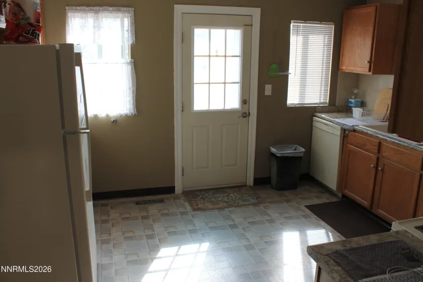 320 Reyes, Yerington, Nevada 89447, 3 Bedrooms Bedrooms, ,2 BathroomsBathrooms,Residential,Residential,Reyes,260004039