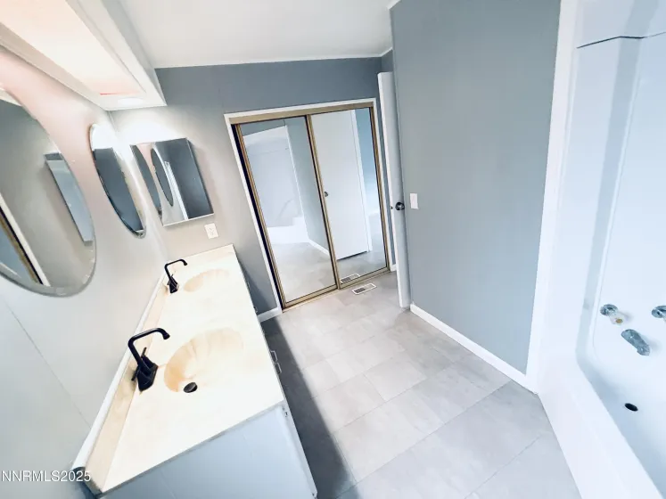 4738 Leonesio, Sun Valley, Nevada 89433, 3 Bedrooms Bedrooms, ,3 BathroomsBathrooms,Residential,Residential,Leonesio,250057769