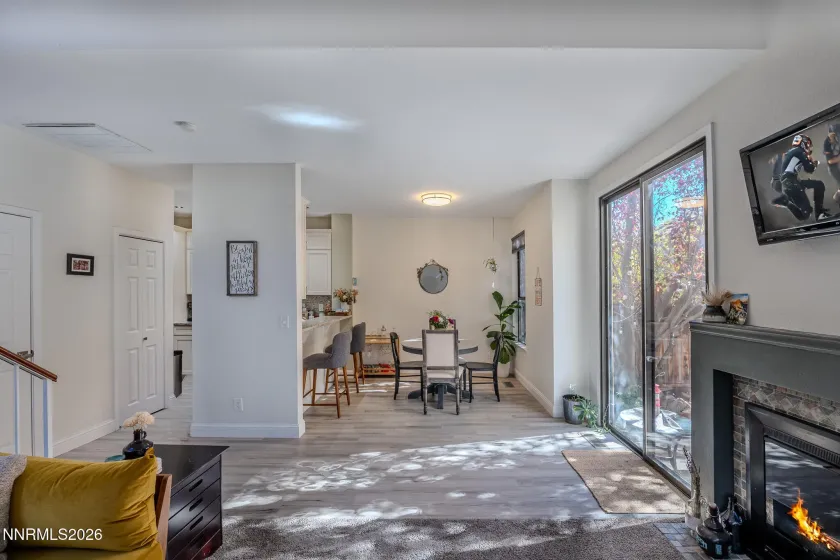 4321 Leeward, Reno, Nevada 89502, 2 Bedrooms Bedrooms, ,3 BathroomsBathrooms,Residential,Residential,Leeward,260004043