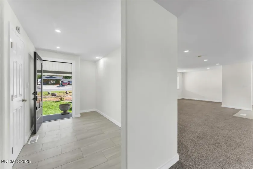 6815 Prestwick, Reno, Nevada 89502, 3 Bedrooms Bedrooms, ,2 BathroomsBathrooms,Residential,Residential,Prestwick,260003024