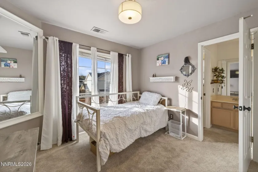 5764 Golden Eagle, Reno, Nevada 89523, 3 Bedrooms Bedrooms, ,3 BathroomsBathrooms,Residential,Residential,Golden Eagle,260001231