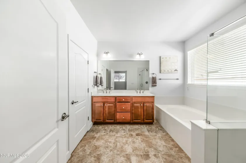 1835 Palacia Pointe, Reno, Nevada 89521, 3 Bedrooms Bedrooms, ,2 BathroomsBathrooms,Residential,Residential,Palacia Pointe,260004046