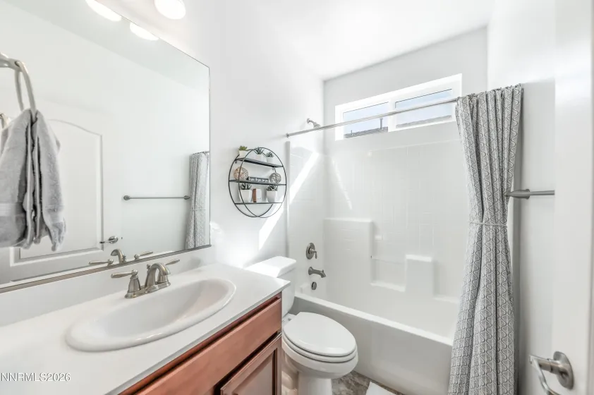 1835 Palacia Pointe, Reno, Nevada 89521, 3 Bedrooms Bedrooms, ,2 BathroomsBathrooms,Residential,Residential,Palacia Pointe,260004046