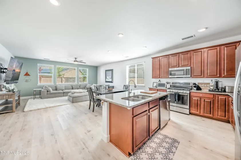 1835 Palacia Pointe, Reno, Nevada 89521, 3 Bedrooms Bedrooms, ,2 BathroomsBathrooms,Residential,Residential,Palacia Pointe,260004046