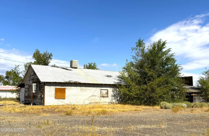350 Front, Battle Mountain, Nevada 89820, ,Commercial Sale,Residential,Front,250055624