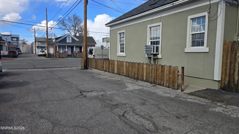 918 2nd, Reno, Nevada 89503, 3 Bedrooms Bedrooms, ,2 BathroomsBathrooms,Residential,Residential,2nd,260004050