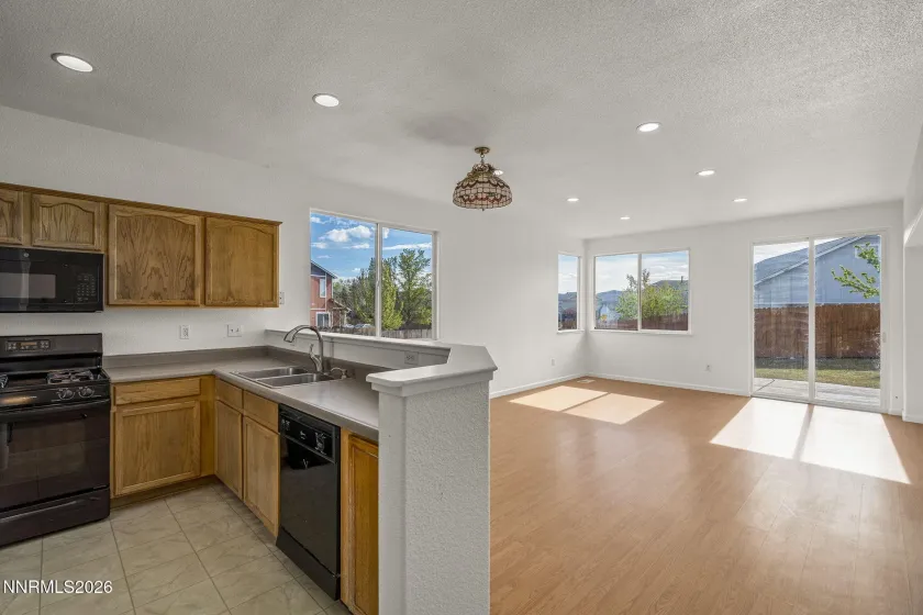 9690 Thornridge, Reno, Nevada 89506, 3 Bedrooms Bedrooms, ,2 BathroomsBathrooms,Residential,Residential,Thornridge,260004055