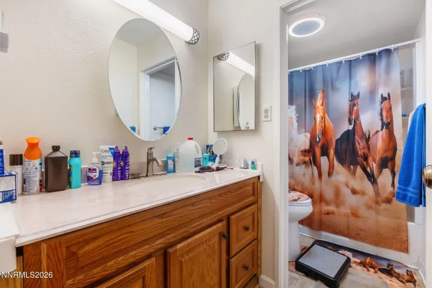 111 Vista Rafael, Reno, Nevada 89503, 2 Bedrooms Bedrooms, ,1 BathroomBathrooms,Residential,Residential,Vista Rafael,260004057