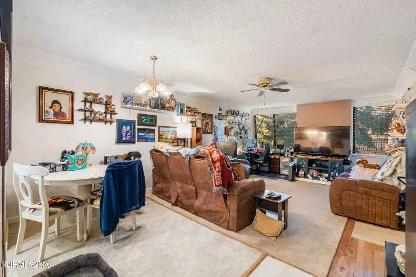 111 Vista Rafael, Reno, Nevada 89503, 2 Bedrooms Bedrooms, ,1 BathroomBathrooms,Residential,Residential,Vista Rafael,260004057