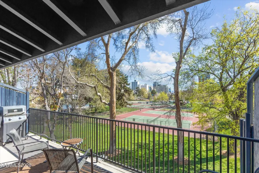 524 Island, Reno, Nevada 89501, 2 Bedrooms Bedrooms, ,2 BathroomsBathrooms,Residential,Residential,Island,260004061