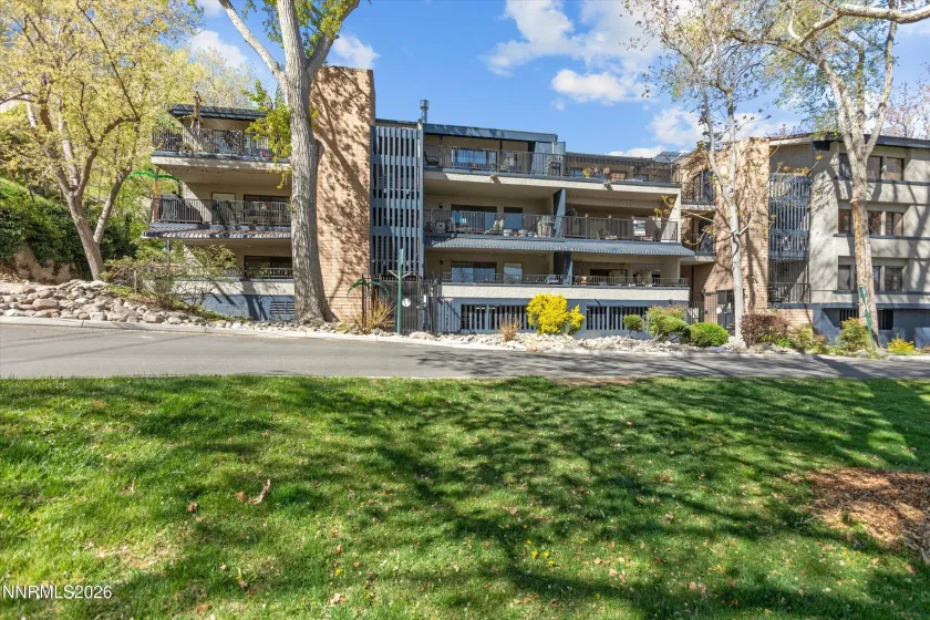 524 Island, Reno, Nevada 89501, 2 Bedrooms Bedrooms, ,2 BathroomsBathrooms,Residential,Residential,Island,260004061