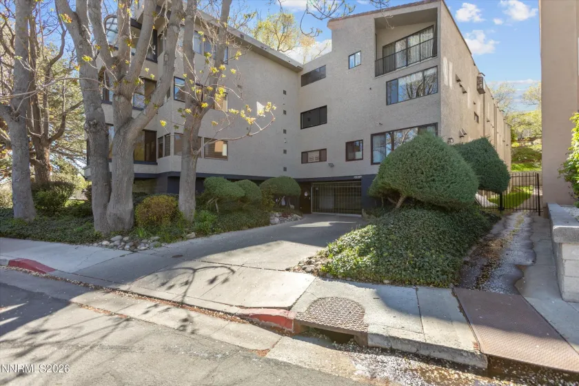 524 Island, Reno, Nevada 89501, 2 Bedrooms Bedrooms, ,2 BathroomsBathrooms,Residential,Residential,Island,260004061