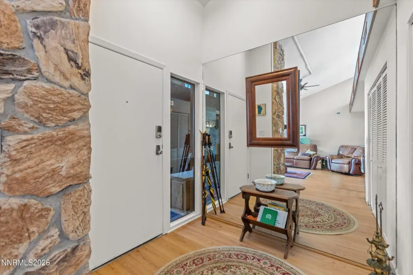 524 Island, Reno, Nevada 89501, 2 Bedrooms Bedrooms, ,2 BathroomsBathrooms,Residential,Residential,Island,260004061