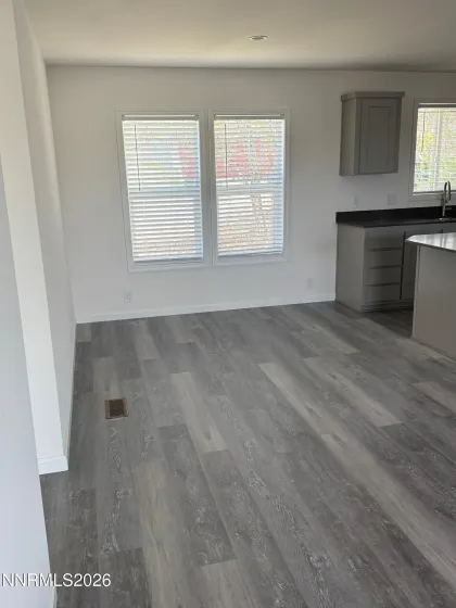 365 Martinez, Sun Valley, Nevada 89433, 3 Bedrooms Bedrooms, ,2 BathroomsBathrooms,Residential,Residential,Martinez,260004066