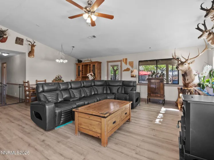 5500 Peak, Reno, Nevada 89510, 4 Bedrooms Bedrooms, ,2 BathroomsBathrooms,Residential,Residential,Peak,260004067