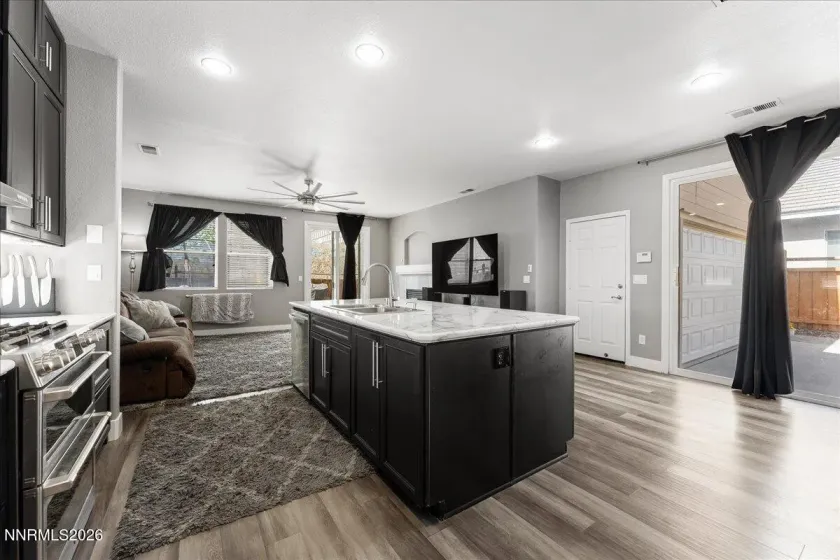 7475 Earlsmoore, Sparks, Nevada 89436, 4 Bedrooms Bedrooms, ,3 BathroomsBathrooms,Residential,Residential,Earlsmoore,260004072