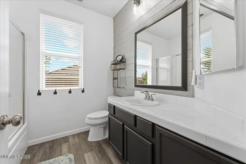 7475 Earlsmoore, Sparks, Nevada 89436, 4 Bedrooms Bedrooms, ,3 BathroomsBathrooms,Residential,Residential,Earlsmoore,260004072