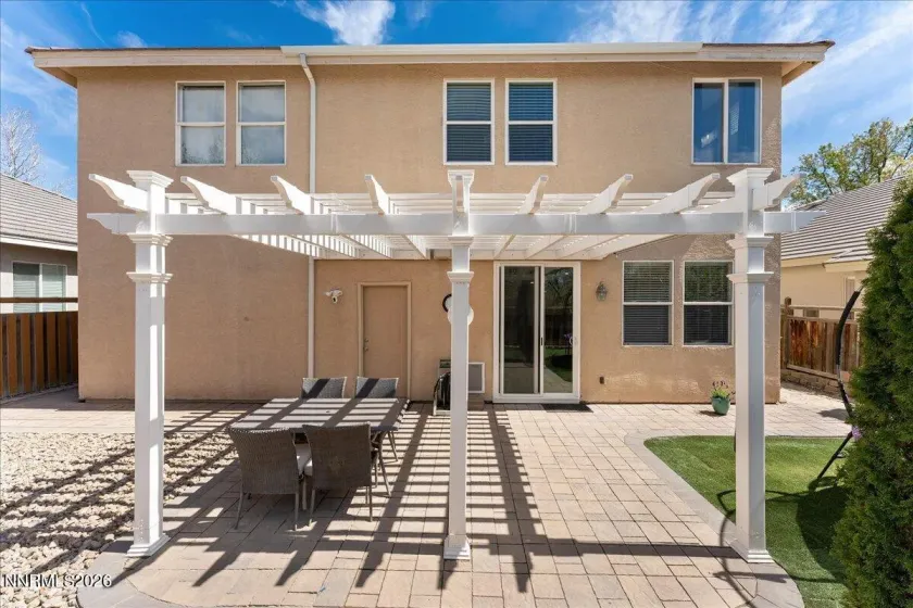 7475 Earlsmoore, Sparks, Nevada 89436, 4 Bedrooms Bedrooms, ,3 BathroomsBathrooms,Residential,Residential,Earlsmoore,260004072