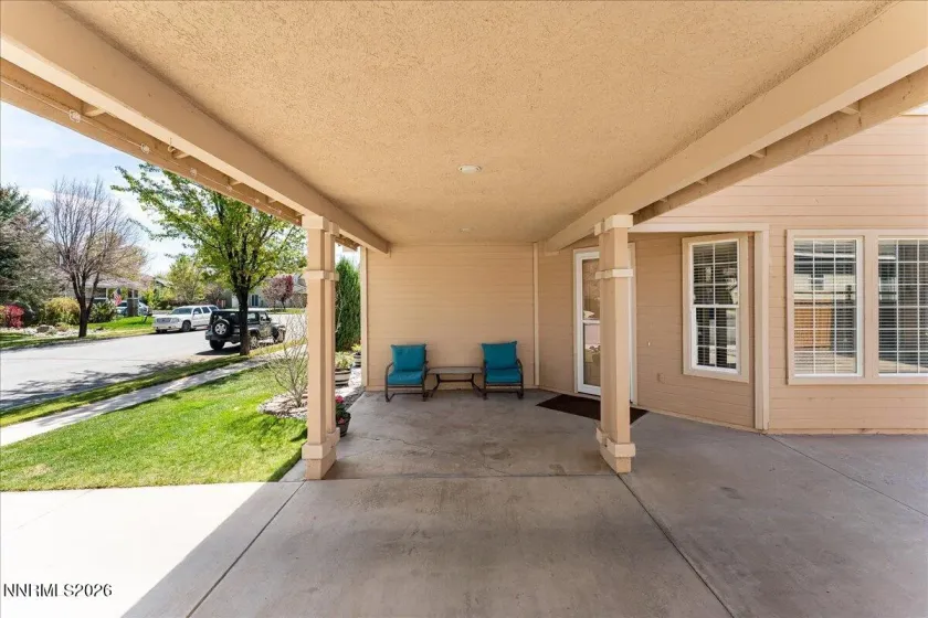 7475 Earlsmoore, Sparks, Nevada 89436, 4 Bedrooms Bedrooms, ,3 BathroomsBathrooms,Residential,Residential,Earlsmoore,260004072