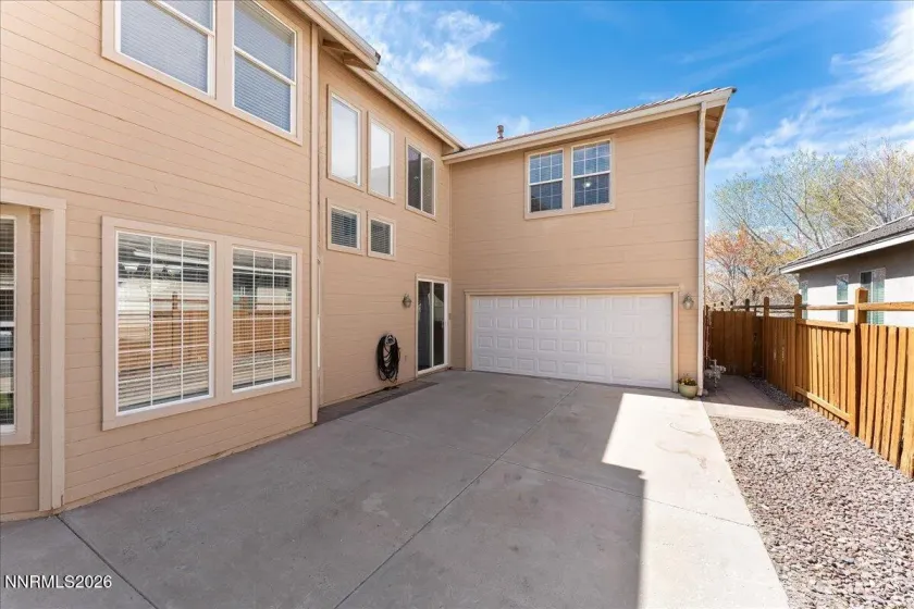 7475 Earlsmoore, Sparks, Nevada 89436, 4 Bedrooms Bedrooms, ,3 BathroomsBathrooms,Residential,Residential,Earlsmoore,260004072