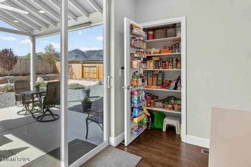 913 Estuary, Reno, Nevada 89506, 3 Bedrooms Bedrooms, ,3 BathroomsBathrooms,Residential,Residential,Estuary,260004073