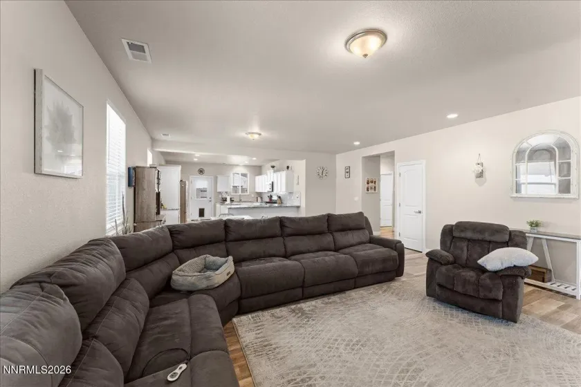 4062 Cone Peak, Reno, Nevada 89508, 3 Bedrooms Bedrooms, ,2 BathroomsBathrooms,Residential,Residential,Cone Peak,260004076