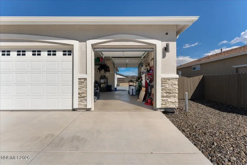 4062 Cone Peak, Reno, Nevada 89508, 3 Bedrooms Bedrooms, ,2 BathroomsBathrooms,Residential,Residential,Cone Peak,260004076