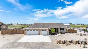 1241 Sky Ridge, Fallon, Nevada 89406, 3 Bedrooms Bedrooms, ,2 BathroomsBathrooms,Residential,Residential,Sky Ridge,260004078 1241 Sky Ridge, Fallon, Nevada 89406, 3 Bedrooms Bedrooms, ,2 BathroomsBathrooms,Residential,Residential,Sky Ridge,260004078