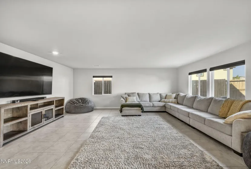 8850 Finnsech, Reno, Nevada 89506, 3 Bedrooms Bedrooms, ,3 BathroomsBathrooms,Residential,Residential,Finnsech,260004079