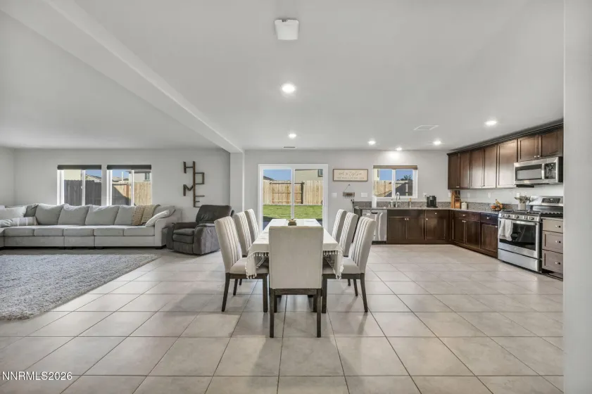 8850 Finnsech, Reno, Nevada 89506, 3 Bedrooms Bedrooms, ,3 BathroomsBathrooms,Residential,Residential,Finnsech,260004079