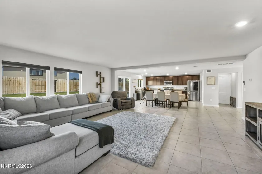 8850 Finnsech, Reno, Nevada 89506, 3 Bedrooms Bedrooms, ,3 BathroomsBathrooms,Residential,Residential,Finnsech,260004079