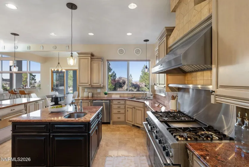 10401 Copper Cloud, Reno, Nevada 89511, 7 Bedrooms Bedrooms, ,7 BathroomsBathrooms,Residential,Residential,Copper Cloud,260004081