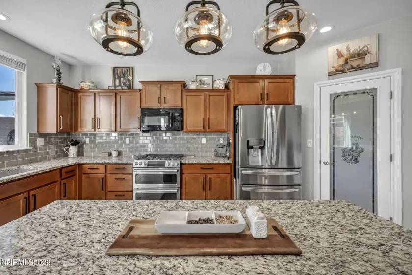 18760 Gray Hills, Reno, Nevada 89508, 4 Bedrooms Bedrooms, ,3 BathroomsBathrooms,Residential,Residential,Gray Hills,260004083