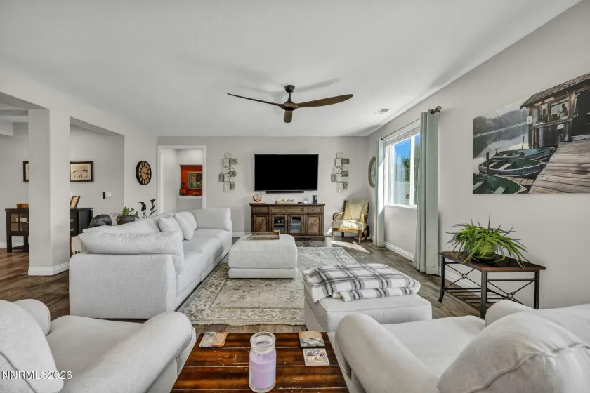 18760 Gray Hills, Reno, Nevada 89508, 4 Bedrooms Bedrooms, ,3 BathroomsBathrooms,Residential,Residential,Gray Hills,260004083