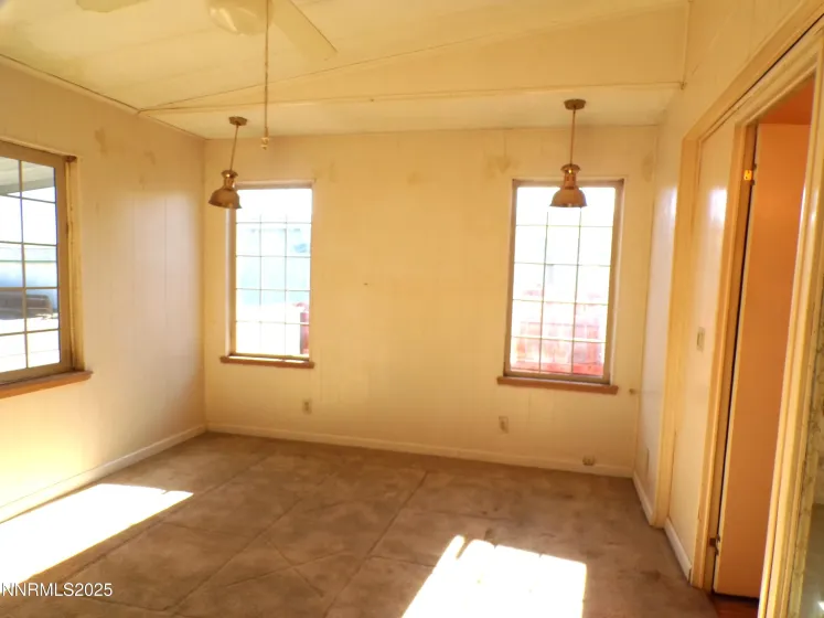 305 Parkland, Fernley, Nevada 89408, 3 Bedrooms Bedrooms, ,2 BathroomsBathrooms,Residential,Residential,Parkland,250059036