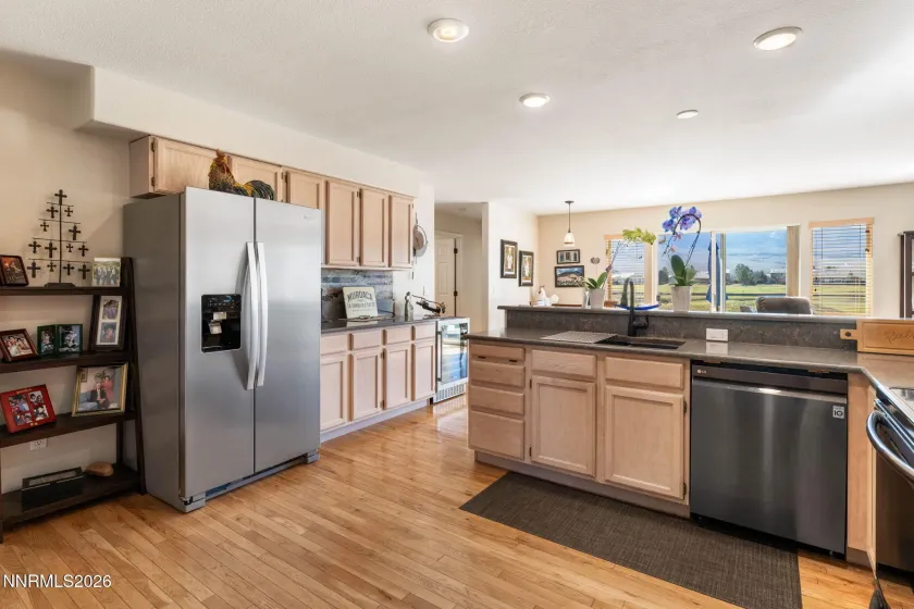 207 La Costa, Dayton, Nevada 89403, 3 Bedrooms Bedrooms, ,2 BathroomsBathrooms,Residential,Residential,La Costa,260002791