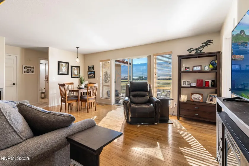 207 La Costa, Dayton, Nevada 89403, 3 Bedrooms Bedrooms, ,2 BathroomsBathrooms,Residential,Residential,La Costa,260002791