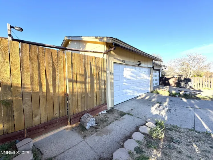 6715 Peppermint, Reno, Nevada 89506, 2 Bedrooms Bedrooms, ,2 BathroomsBathrooms,Residential,Residential,Peppermint,260003587