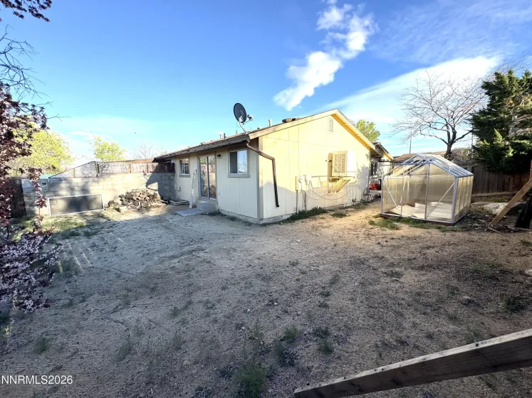 6715 Peppermint, Reno, Nevada 89506, 2 Bedrooms Bedrooms, ,2 BathroomsBathrooms,Residential,Residential,Peppermint,260003587