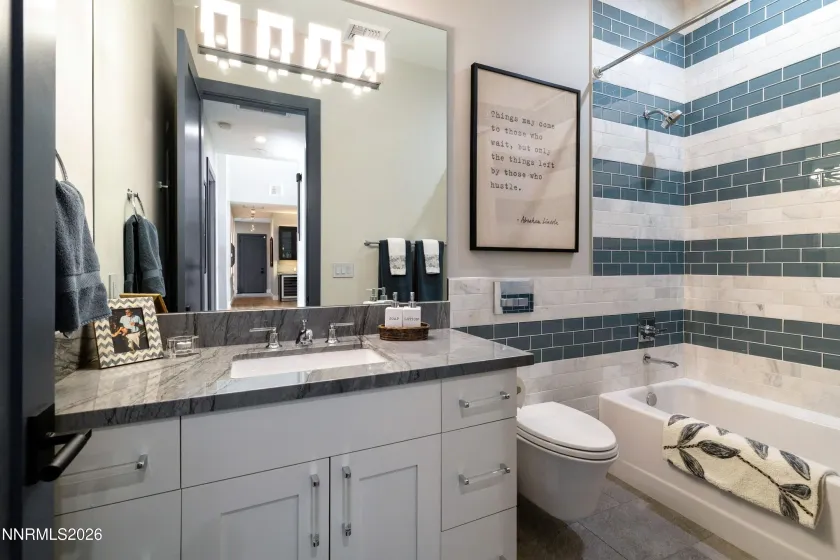 2353 Old Waverly, Sparks, Nevada 89436, 5 Bedrooms Bedrooms, ,4 BathroomsBathrooms,Residential,Residential,Old Waverly,260004116