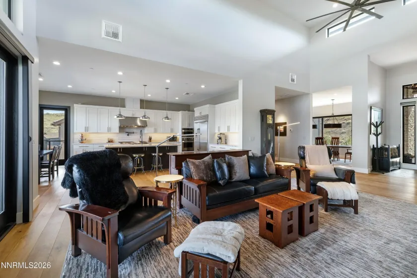 2353 Old Waverly, Sparks, Nevada 89436, 5 Bedrooms Bedrooms, ,4 BathroomsBathrooms,Residential,Residential,Old Waverly,260004116