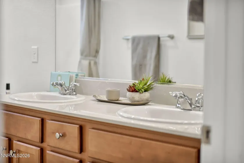 99 Rogue, Dayton, Nevada 89403, 5 Bedrooms Bedrooms, ,3 BathroomsBathrooms,Residential,Residential,Rogue,260004117