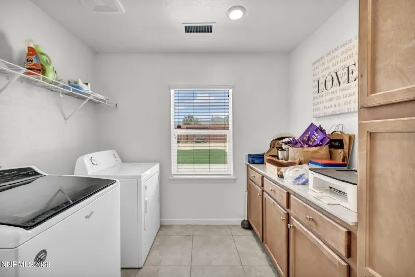 99 Rogue, Dayton, Nevada 89403, 5 Bedrooms Bedrooms, ,3 BathroomsBathrooms,Residential,Residential,Rogue,260004117