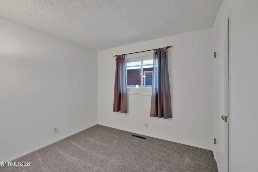 119 Devere, Sparks, Nevada 89431, 4 Bedrooms Bedrooms, ,2 BathroomsBathrooms,Residential,Residential,Devere,260004119