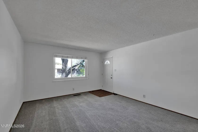 119 Devere, Sparks, Nevada 89431, 4 Bedrooms Bedrooms, ,2 BathroomsBathrooms,Residential,Residential,Devere,260004119