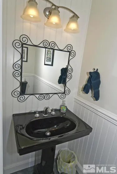 295 Hawkins Peak, Woodfords, California 96120, 4 Bedrooms Bedrooms, ,4 BathroomsBathrooms,Residential,Residential,Hawkins Peak,250005843