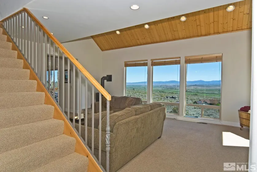 295 Hawkins Peak, Woodfords, California 96120, 4 Bedrooms Bedrooms, ,4 BathroomsBathrooms,Residential,Residential,Hawkins Peak,250005843