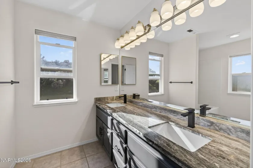 3322 Deer Ridge, Reno, Nevada 89509, 3 Bedrooms Bedrooms, ,3 BathroomsBathrooms,Residential,Residential,Deer Ridge,260004122