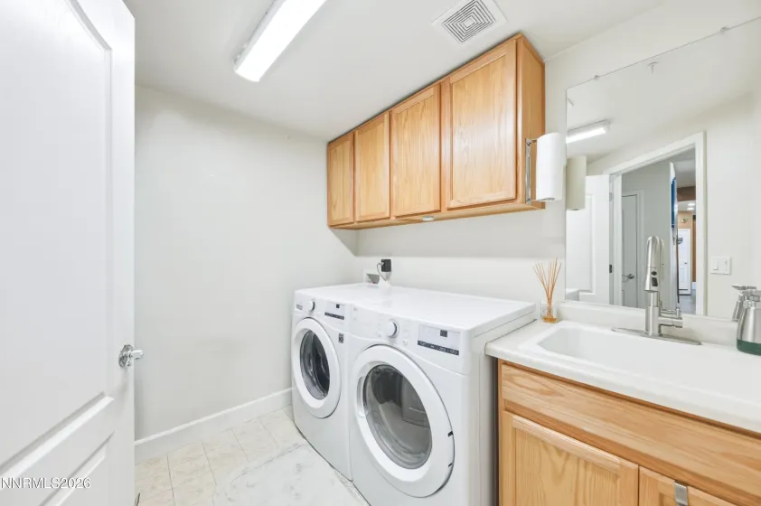 10815 Dancing Aspen, Reno, Nevada 89521, 4 Bedrooms Bedrooms, ,3 BathroomsBathrooms,Residential,Residential,Dancing Aspen,260004125